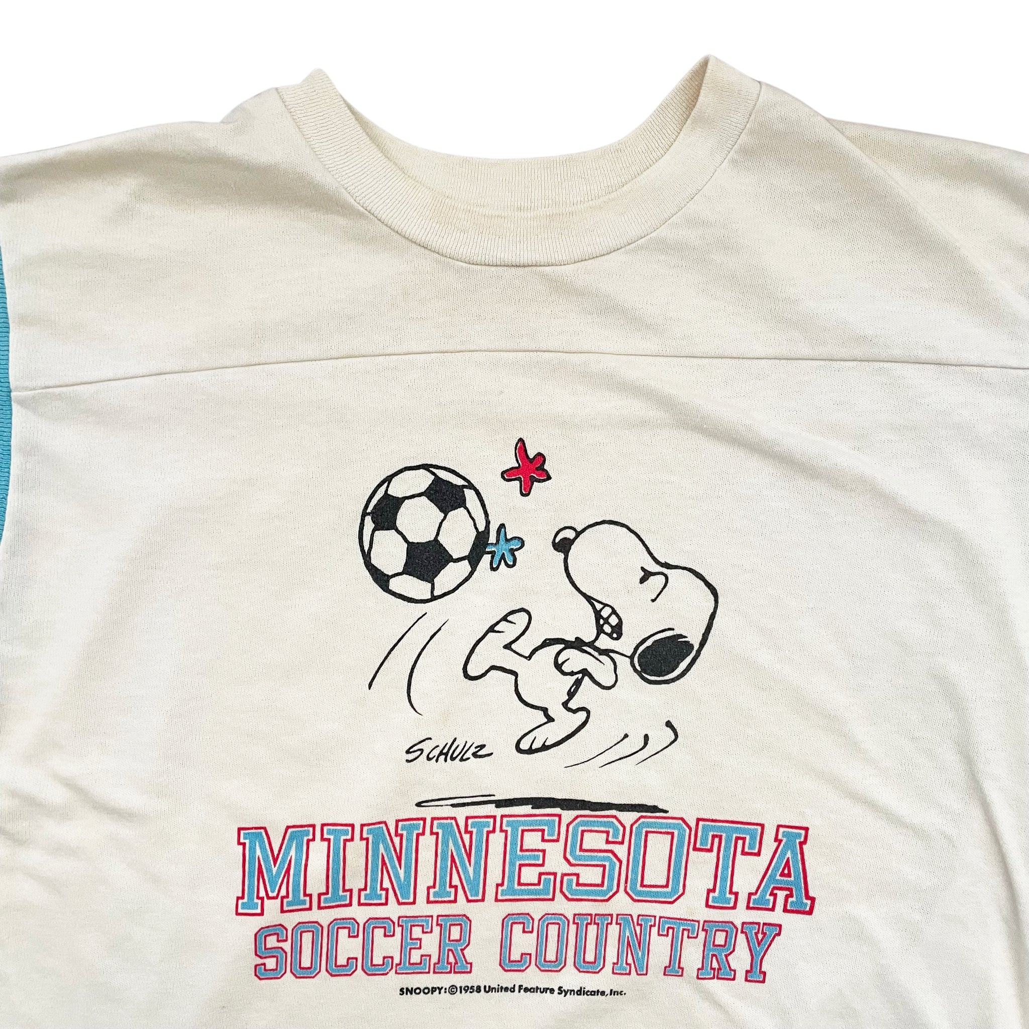 Snoopy "Soccer Country" Shirt - M