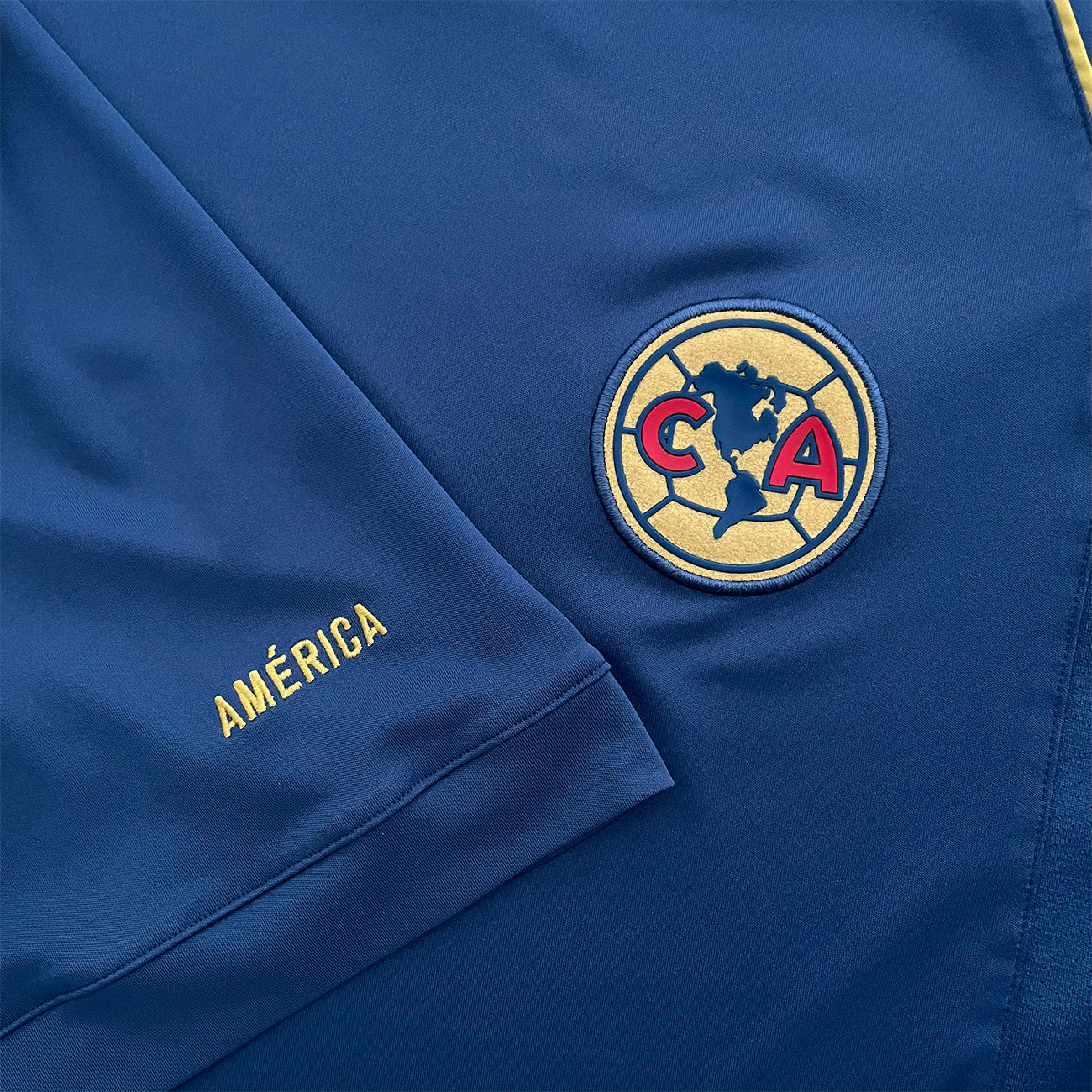 Nike Club America Template Jersey - L