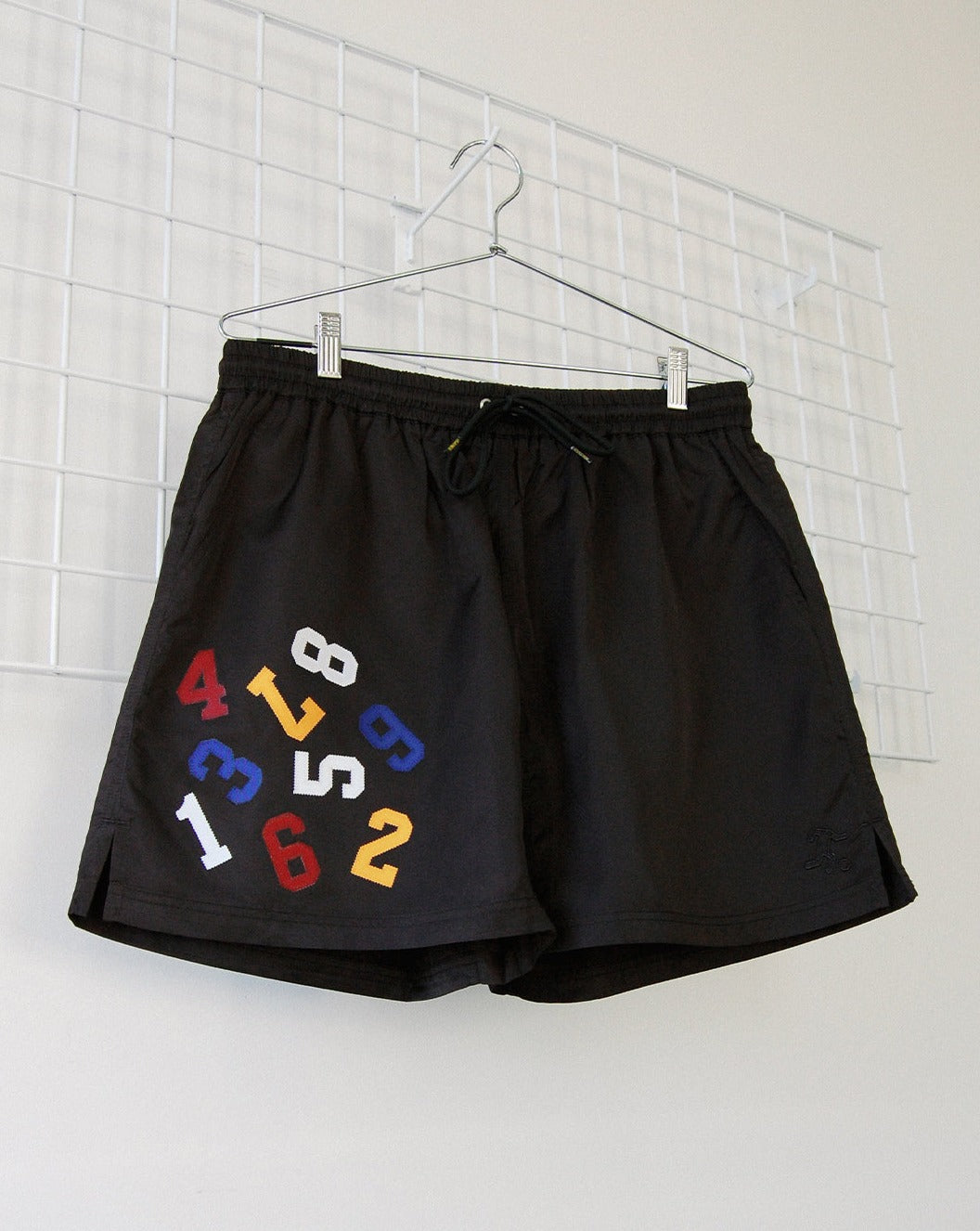 PLAYER-ISSUE TEAM SHORTS