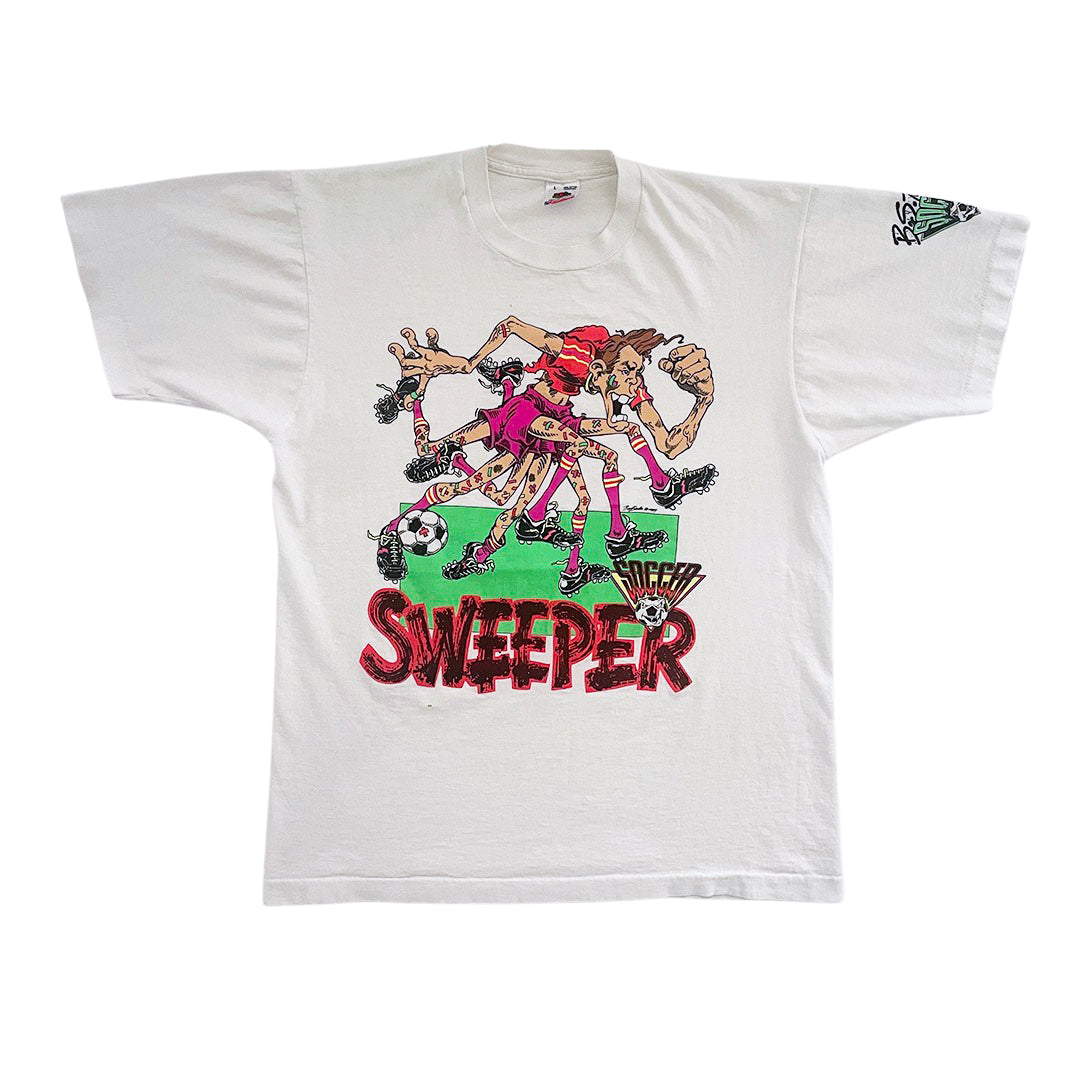 BSTee's "SWEEPER" Graphic T-Shirt - L